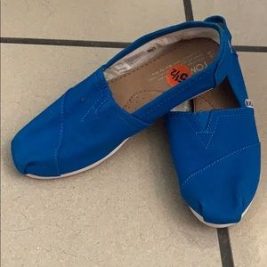 Toms Blue Canvas Classics